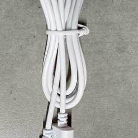 Cáp sạc micro USB màu trắng