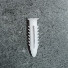 Tắc kê nhựa 4p 8mm
