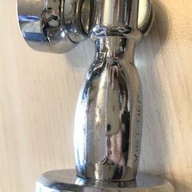 Hít cửa màu bạc Việt Tiệp (10450)