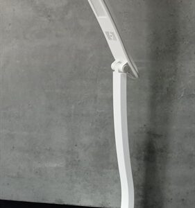 Đèn bàn Led 4.5w 5700k màu trắng Panasonic