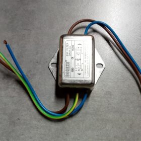 Bộ khử nhiễu nguồn điện 220v 3A