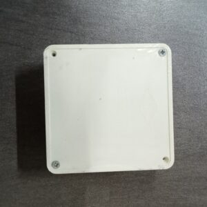 Box 8x8