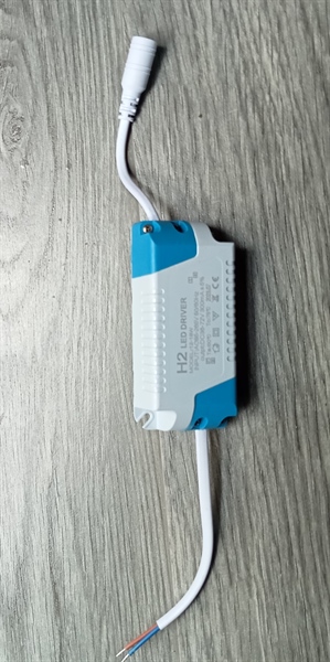 Tăng phô Led 18w đuôi vặn