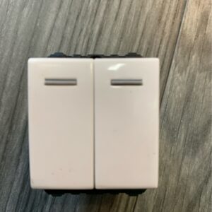 Công tắc kép 1 chiều size M S18CC (?c/h) Sino