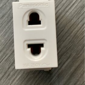 Ổ cắm đơn ko có màn che Wide series Panasonic (200c/Th)