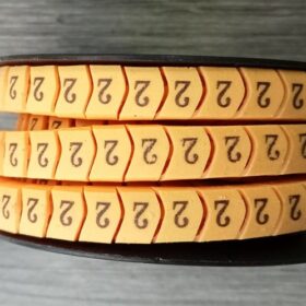 Cuộn cao su đánh số 2