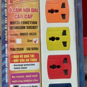 Ổ cắm có dây 4 ổ 3 chấu 5 mét màu trắng Robot (20c/th)